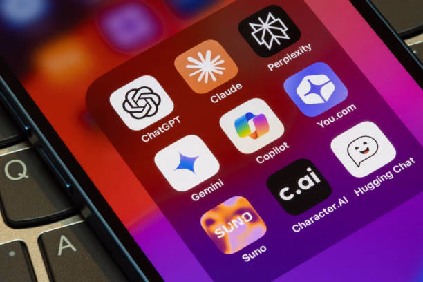 How She Transformed Her Business Using AI Writing Tools in 2025 1 illustrating ai writting tools